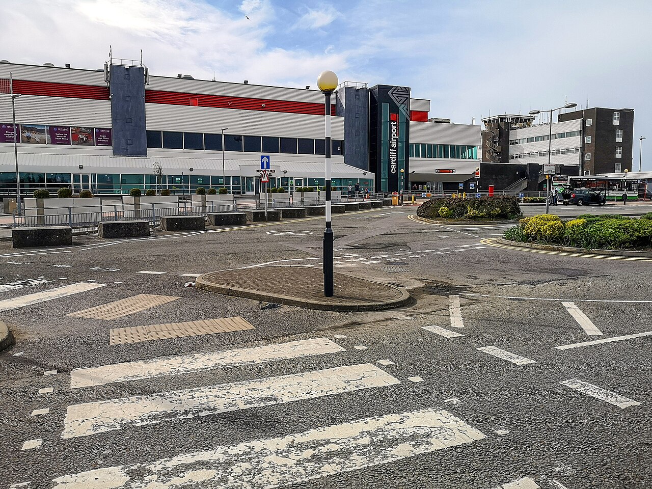 Cardiff airport parking and hotels